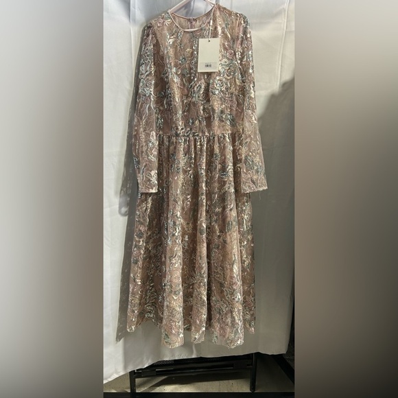 Mac Duggal Dresses & Skirts - Mac Duggal 68633 NWT Long Sleeve MIDI Dress